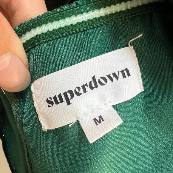 Superdown Dorian Green Shimmer Velvet Crop Top Size M - Picture 6 of 8